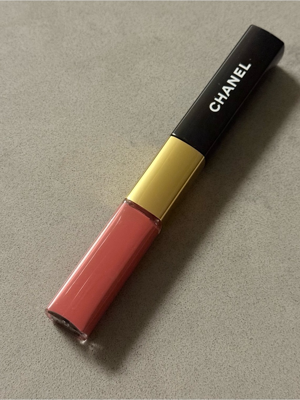 192 CHANEL LE ROUGE DUO ULTRA TENUE